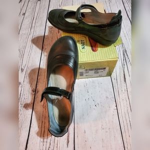 Naot Kirei Black Leather Mary Janes EU 41